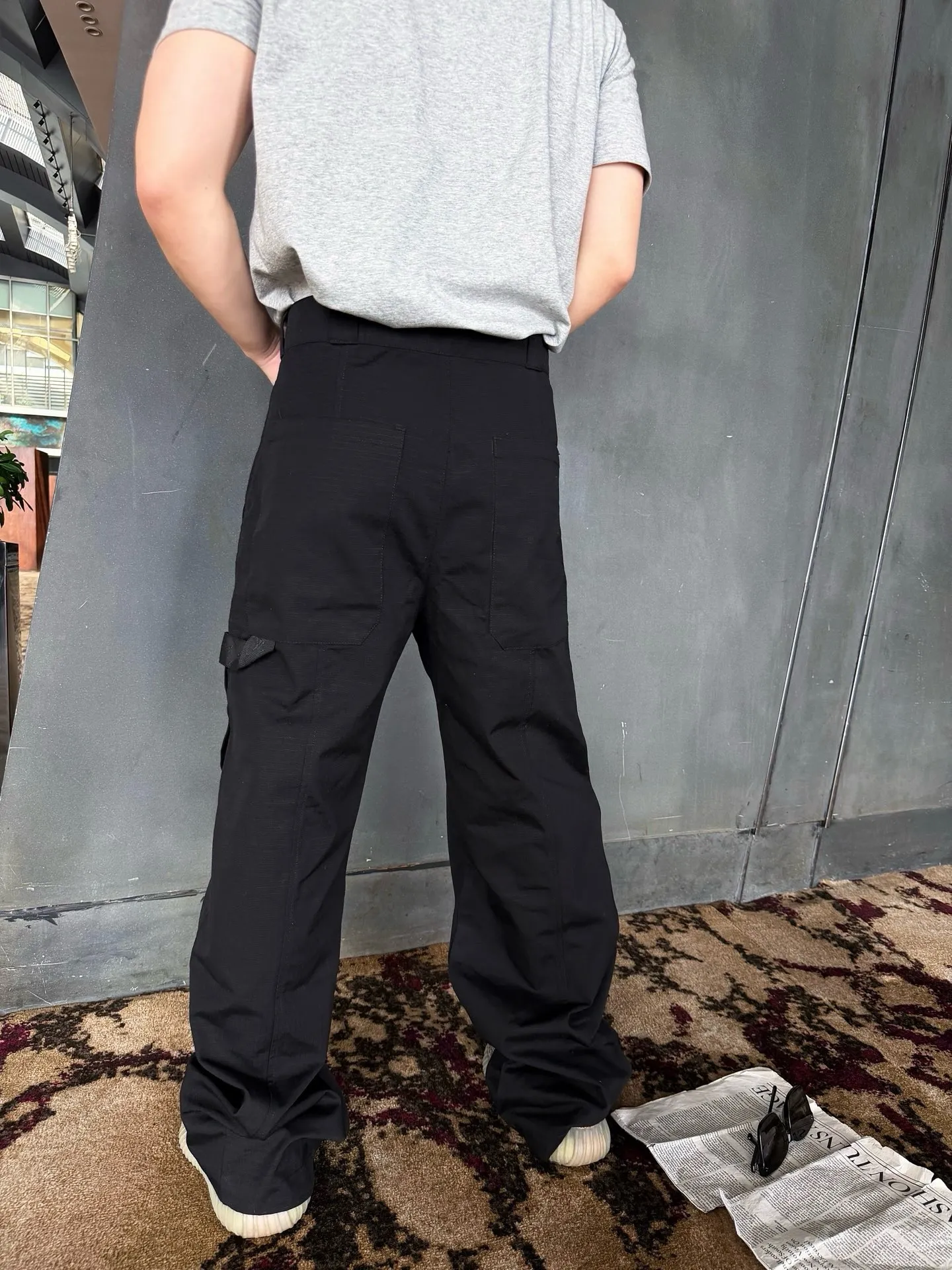 Louis Vuitton/Louis Vuitton cotton cargo trousers